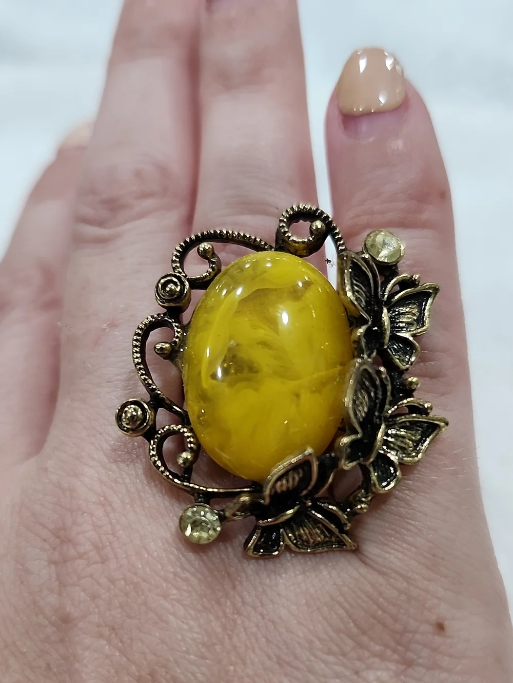 Vintage-inspired Fashion Statement Ring